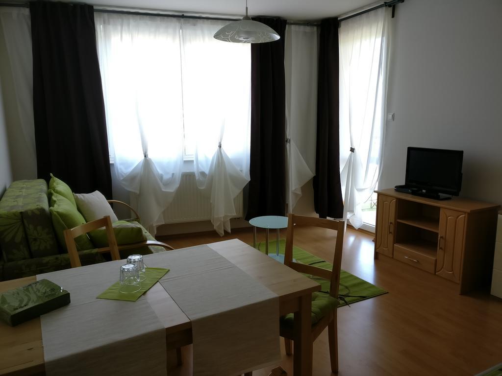 Jade Apartment Hegyko Ngoại thất bức ảnh